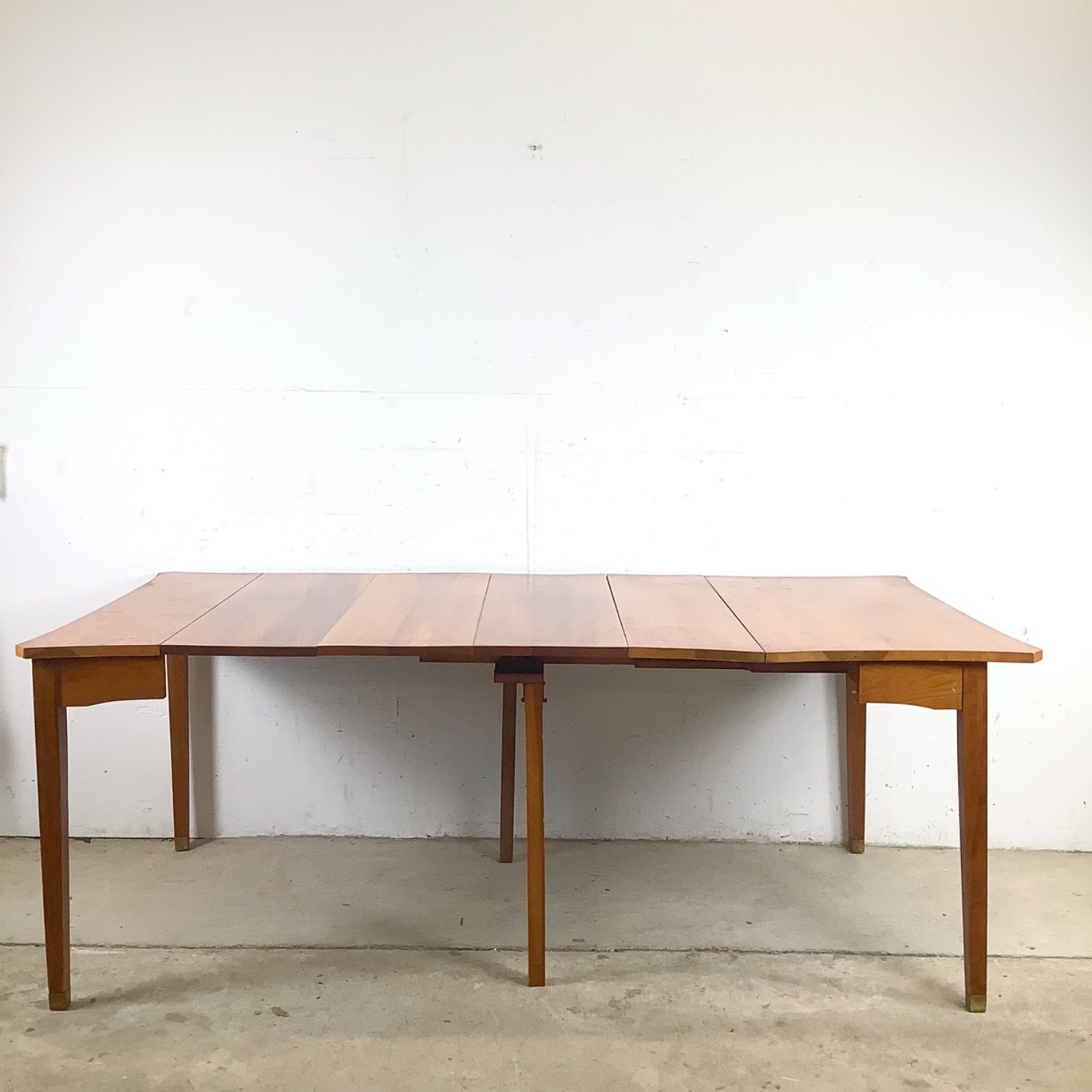Mid-Century Console to Dining Table 21”–78” - image-18