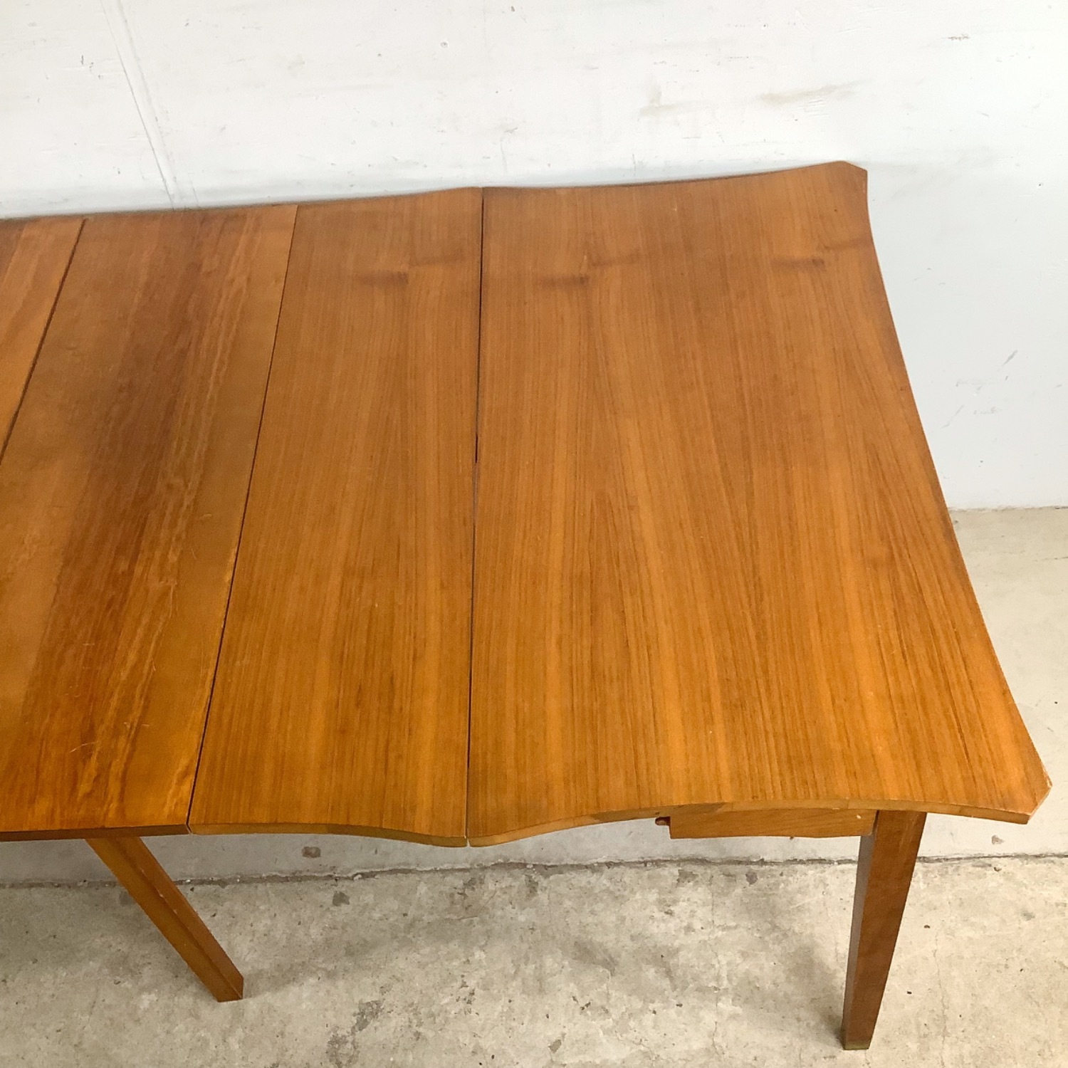 Mid-Century Console to Dining Table 21”–78” - image-27
