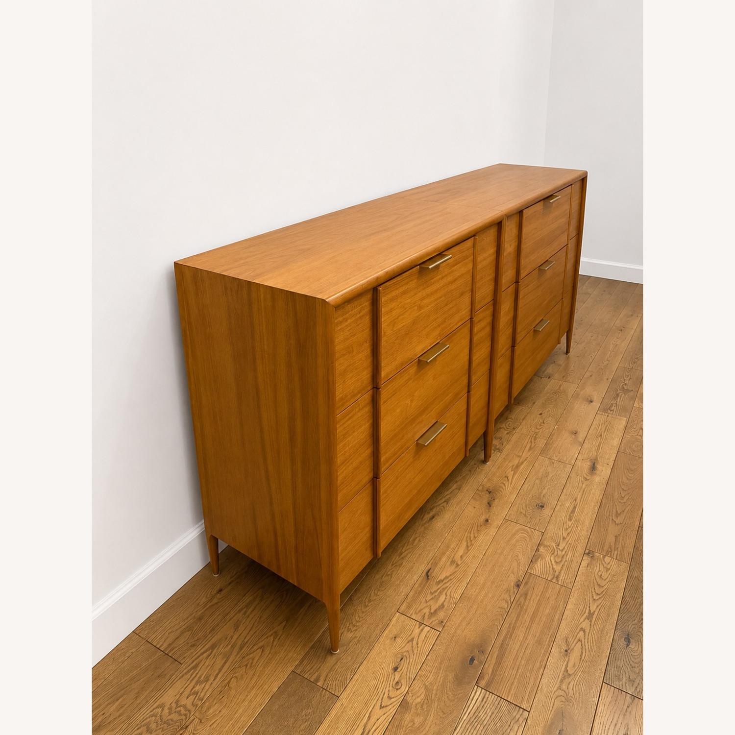 Anthropologie Quincy Six-Drawer Dresser (Acorn) - image-2