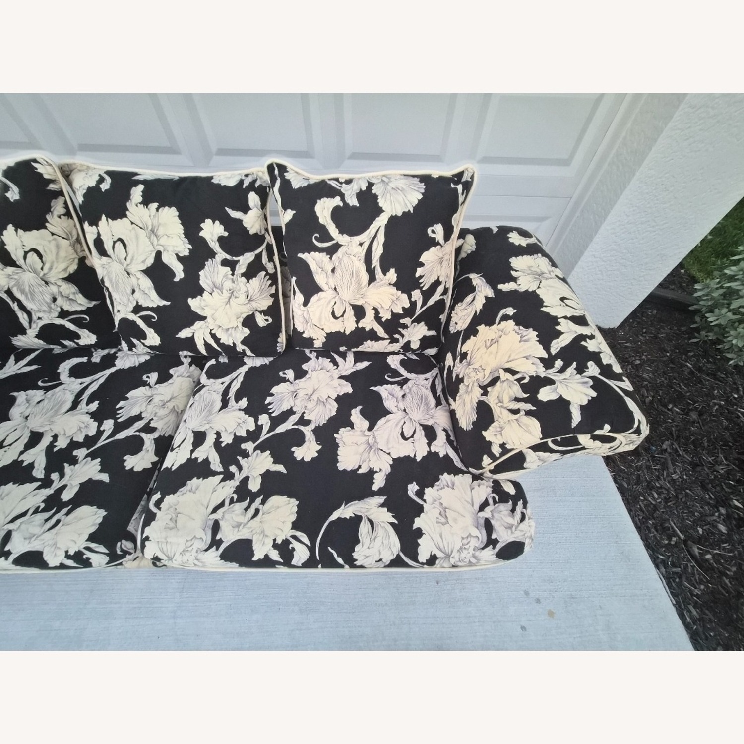 Vintage/Antique Finds 3+ Seater Sofa - image-3