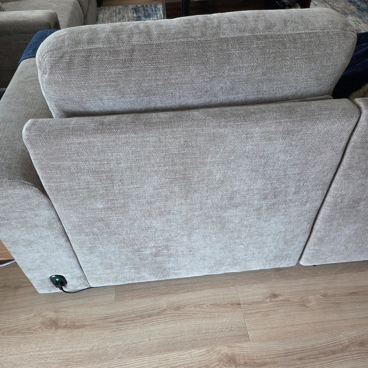 Tempo Modular Sofa — Powered, Speakers, Like New - image-4