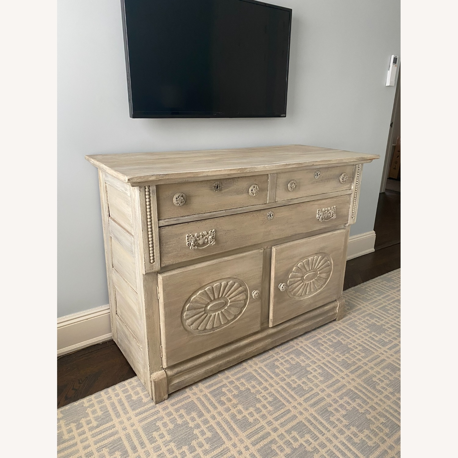 Antique Dresser 100% Real Wood  - image-2