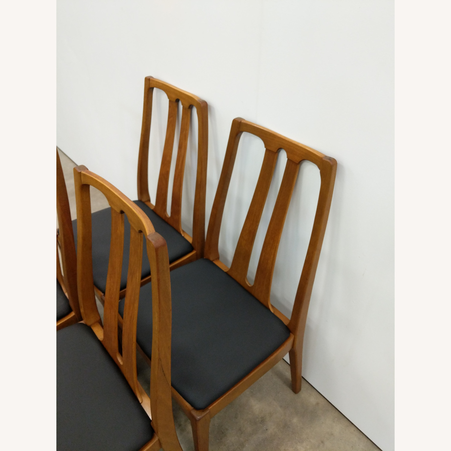 4 Vintage Mid Century Parker Knoll Dining Chairs - image-7