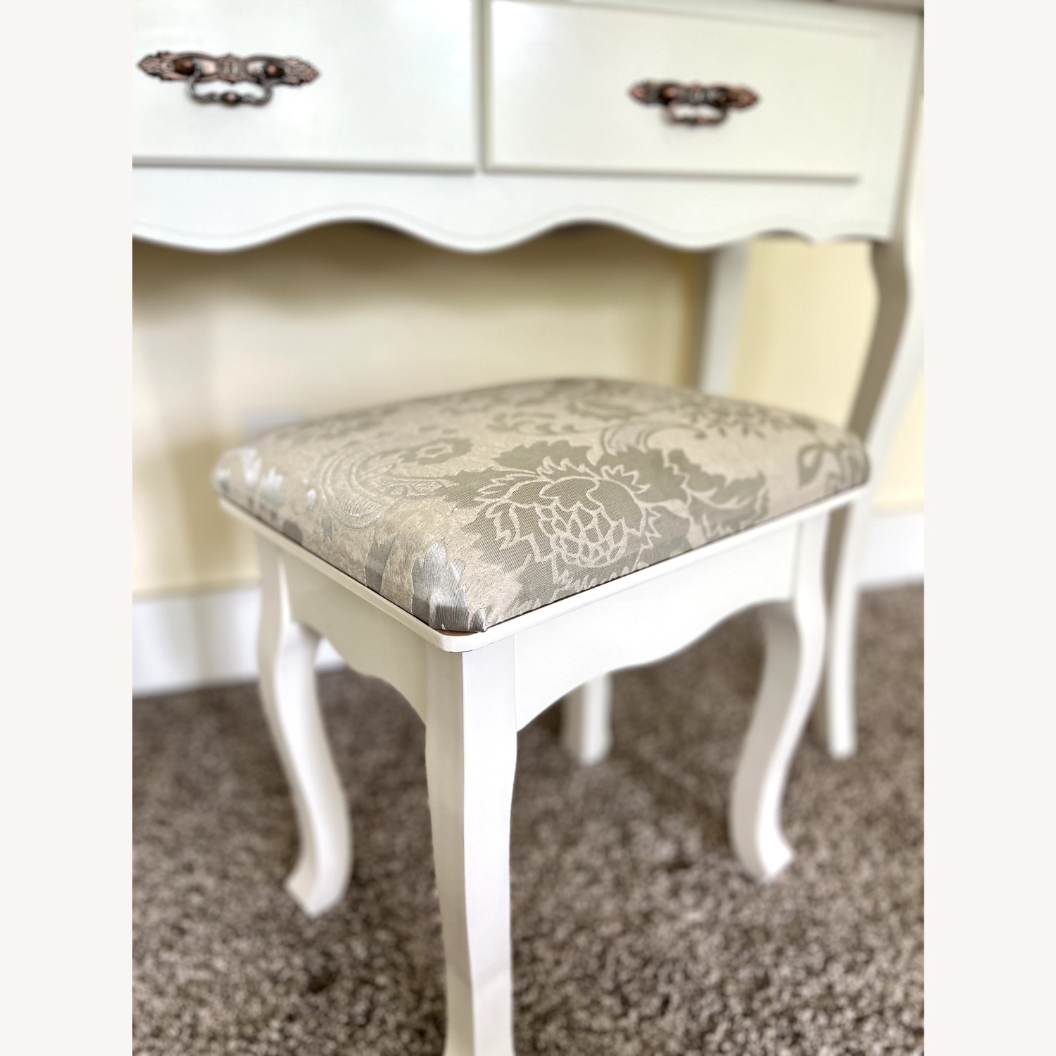 Antique White Wood Vanity Table and Stool Set - image-6