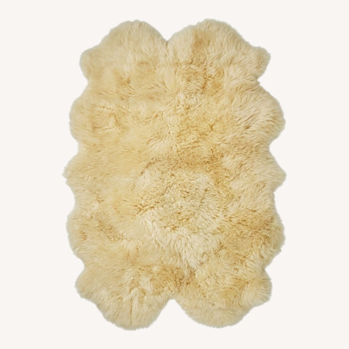 Used Bowron New Zealand Sheepskin Area Rug 4' x 6.5' for sale on AptDeco