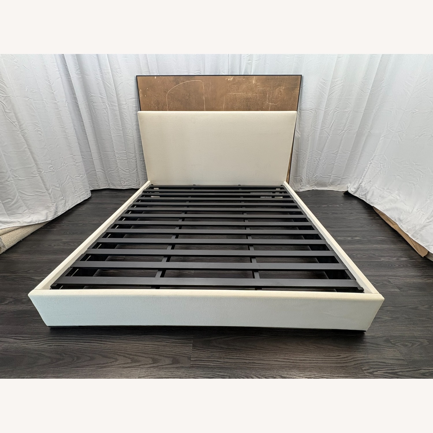 Restoration Hardware Lawson Fabric Panel Bed – King Upholstered - image-10