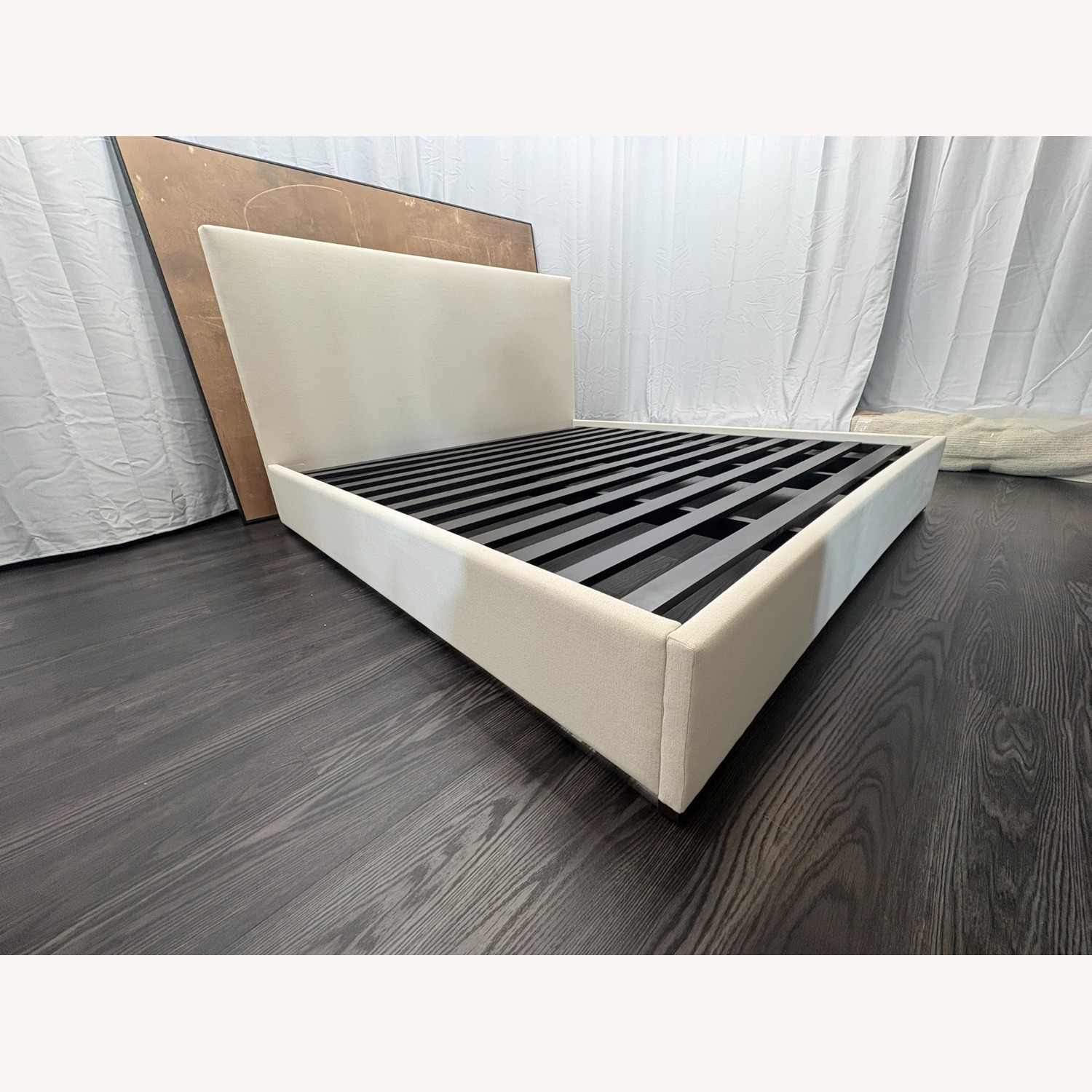 Restoration Hardware Lawson Fabric Panel Bed – King Upholstered - image-16