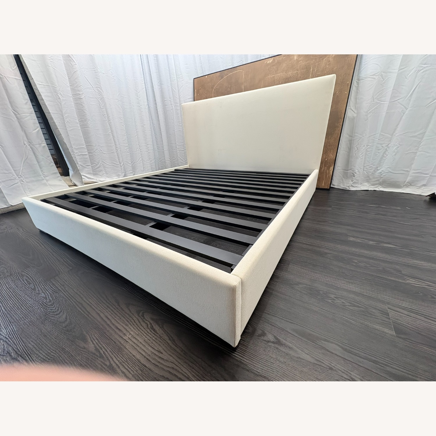 Restoration Hardware Lawson Fabric Panel Bed – King Upholstered - image-15