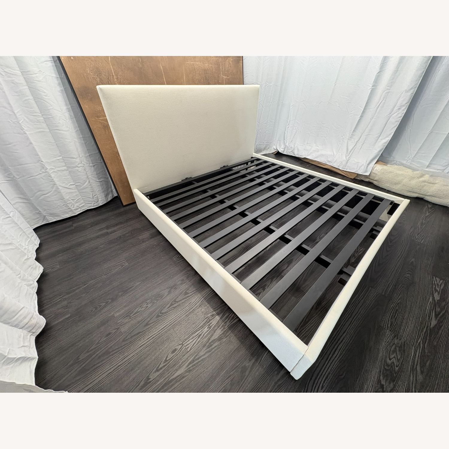 Restoration Hardware Lawson Fabric Panel Bed – King Upholstered - image-26