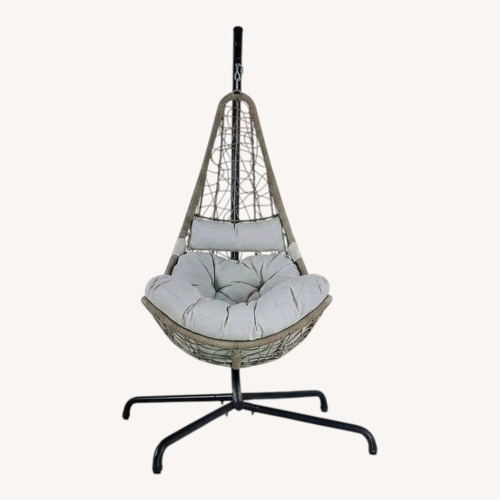 Used Outdoor Furniture for sale on AptDeco