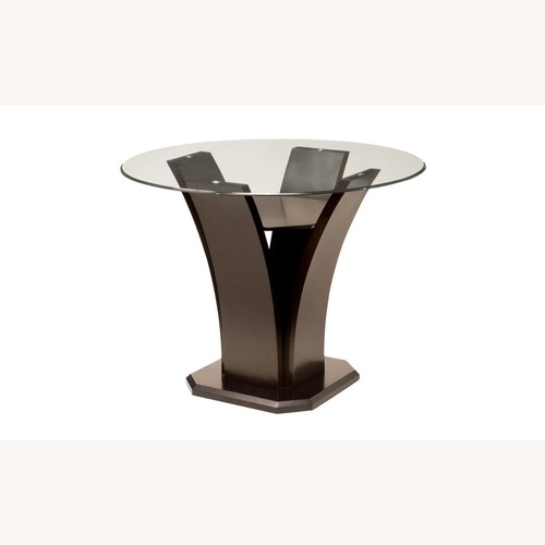 Used Raymour & Flanigan Venice 5 Piece Glass Top High Table Chairs for sale on AptDeco