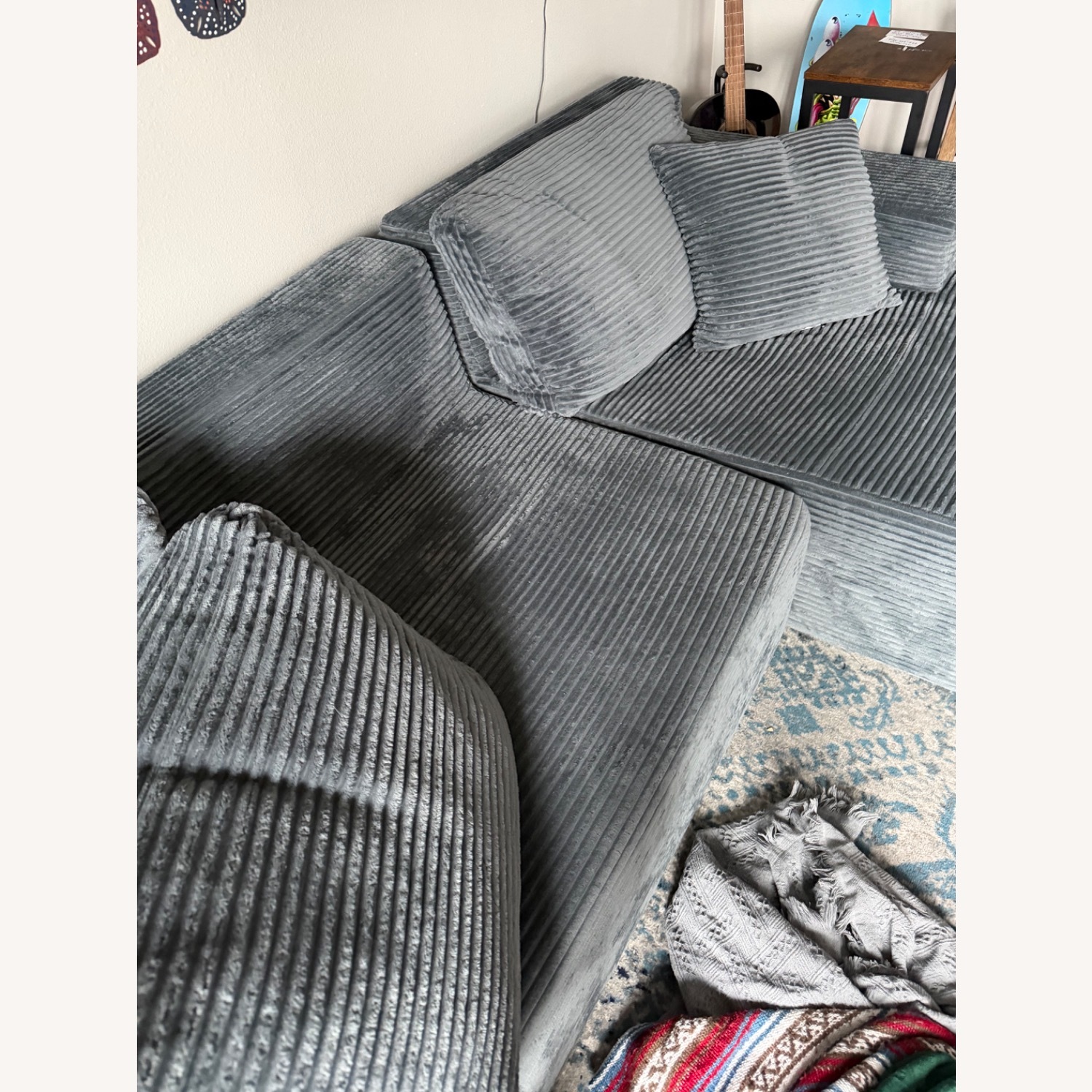 Light Gray 2 piece sectional - image-5