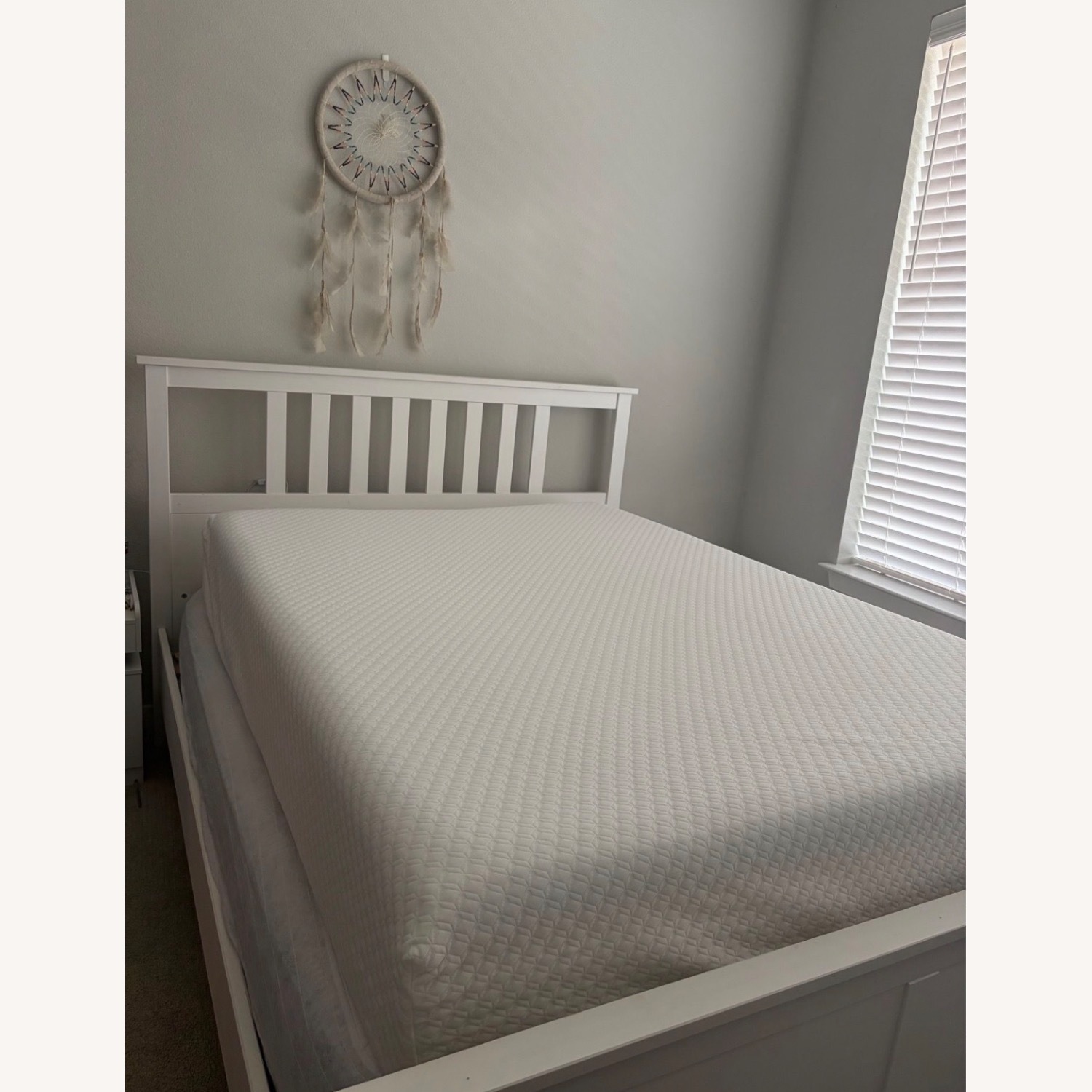IKEA Hemnes White Full Bed - image-1