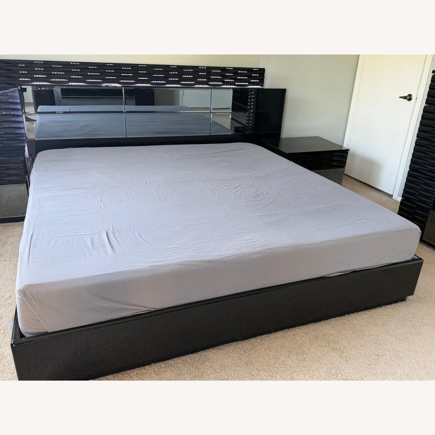 Modern King Bed - image-3