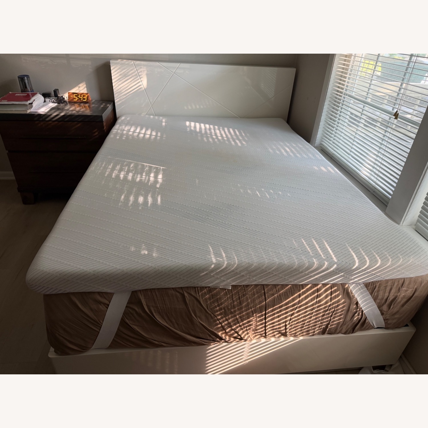 J&M Full Bed - image-2