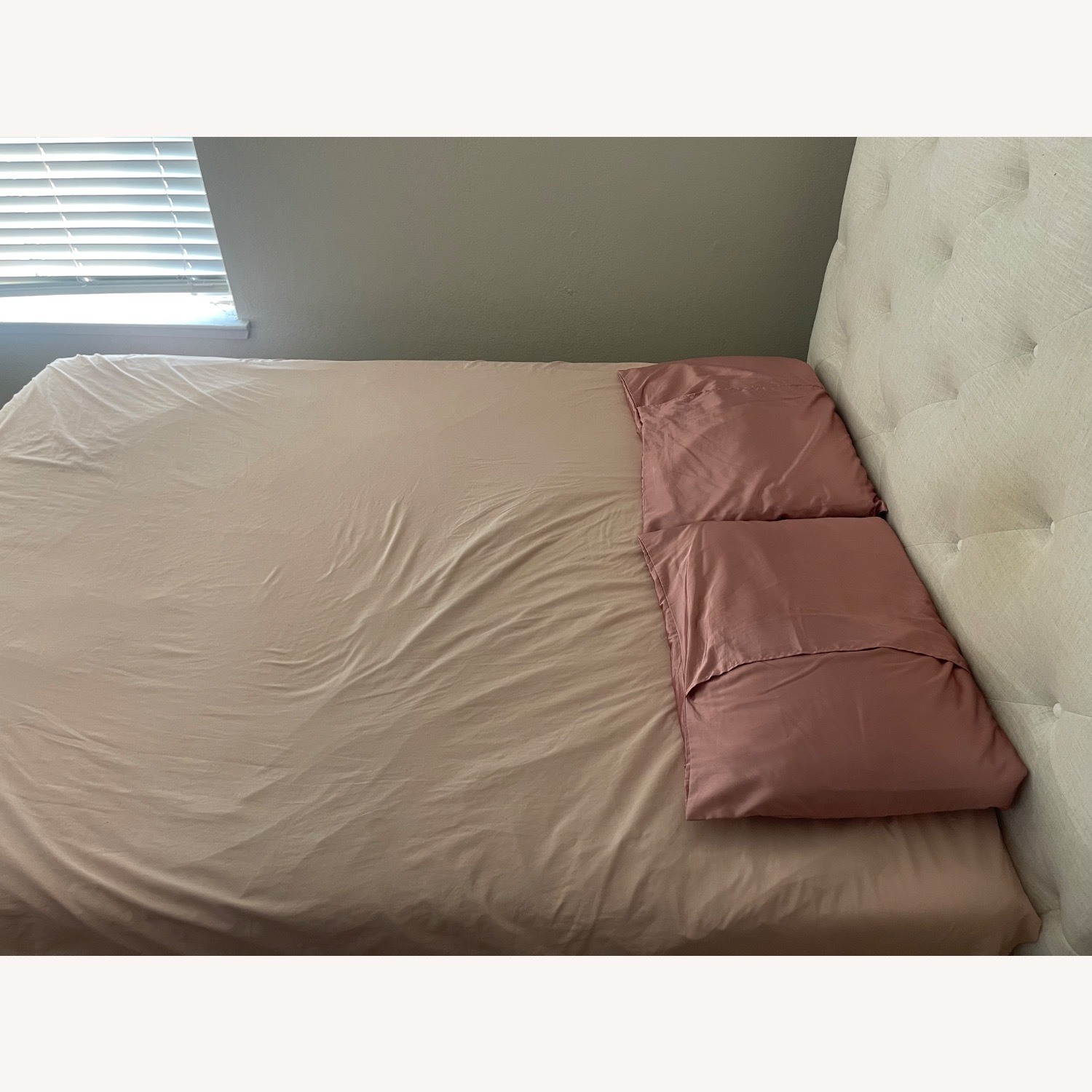 Queen Upholstered Bed Frame with Tufted Headboard - image-5