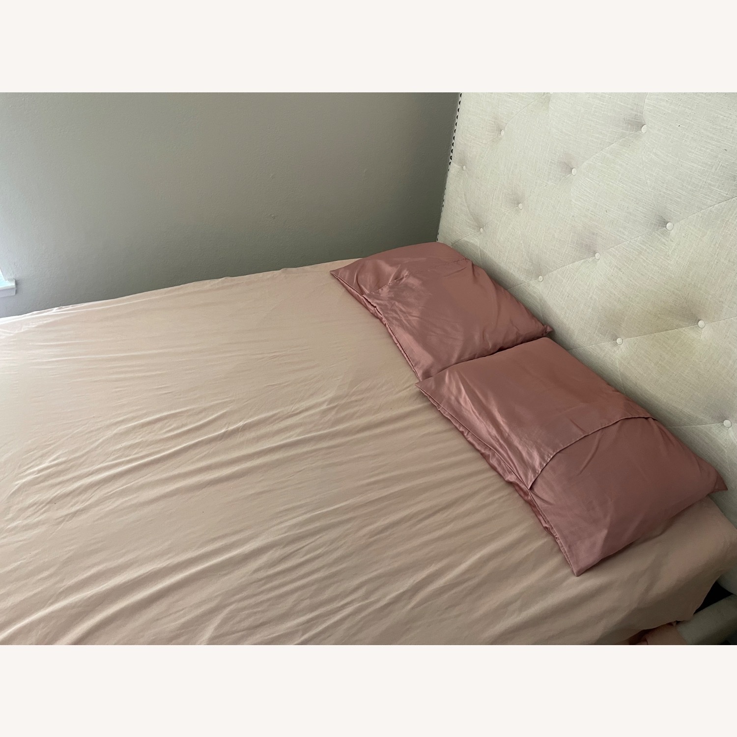 Queen Upholstered Bed Frame with Tufted Headboard - image-4