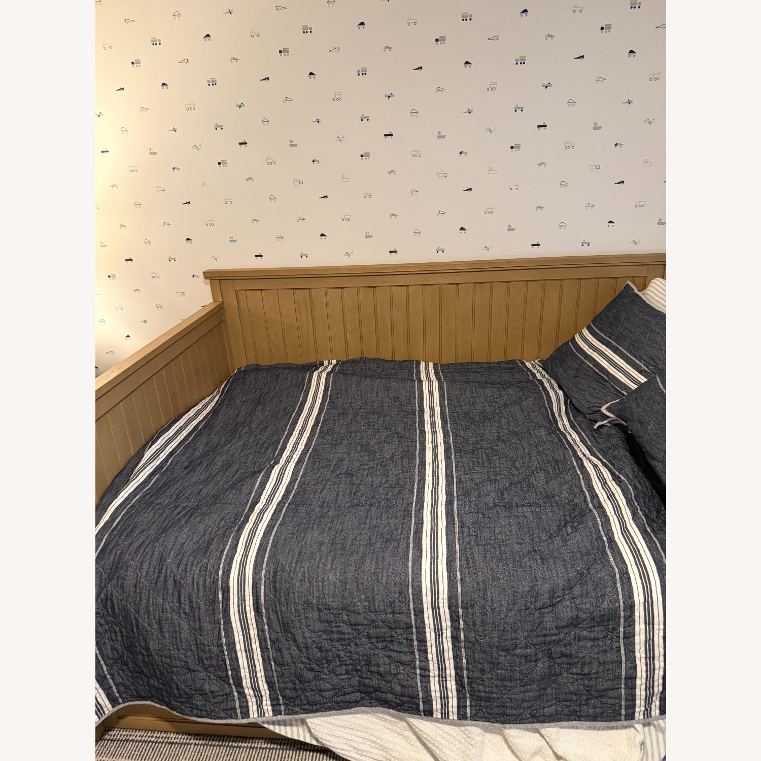 Pottery Barn Kids Daybed and Trundle Set - image-3