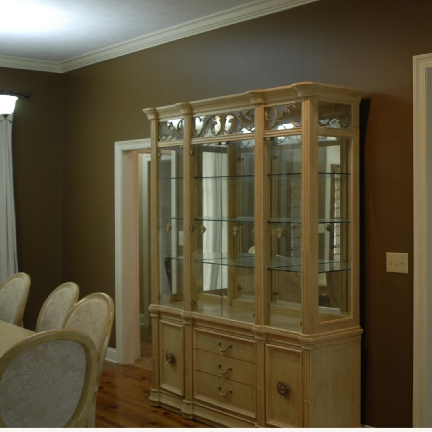 Bernhardt Furniture White Wall Unit - image-7