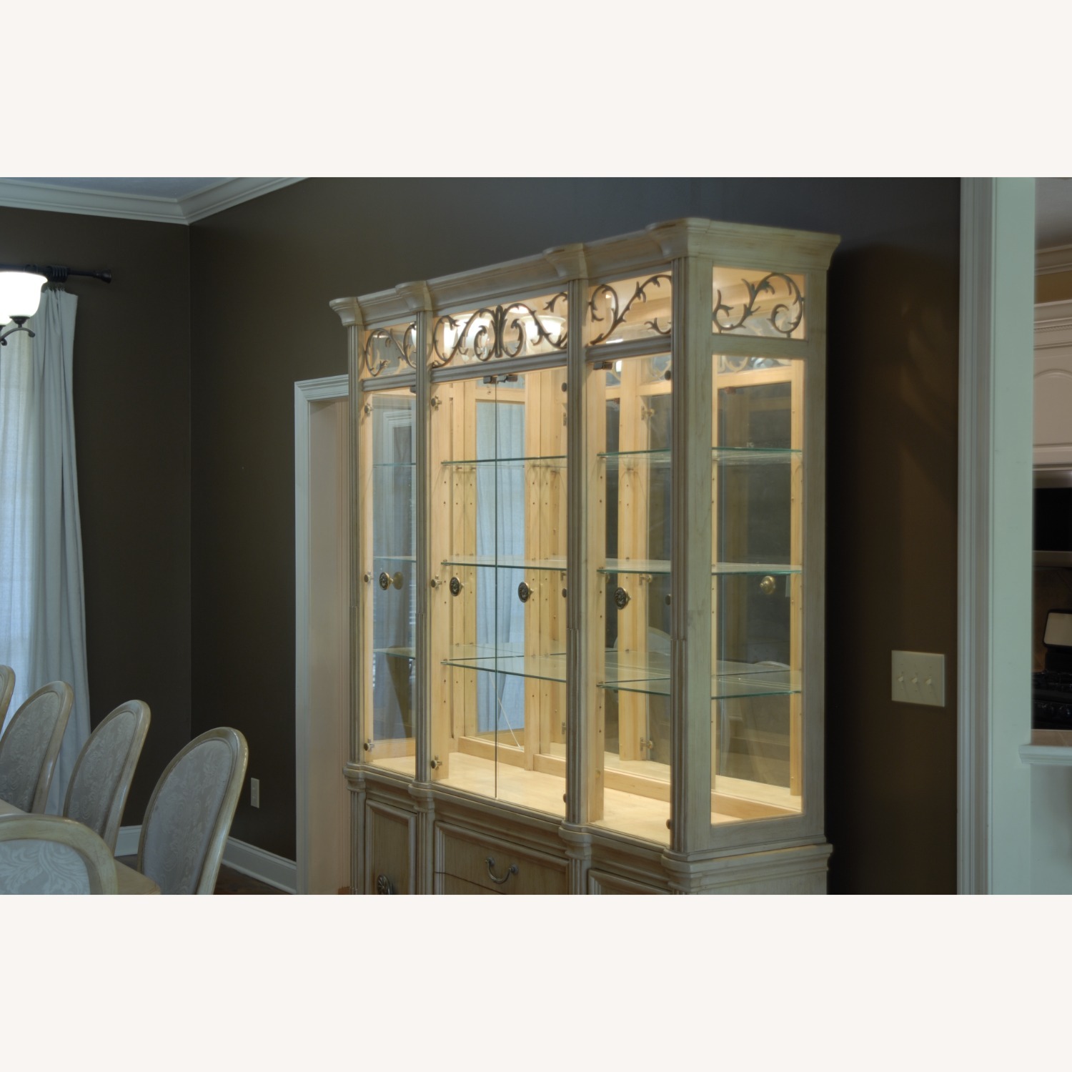 Bernhardt Furniture White Wall Unit - image-5
