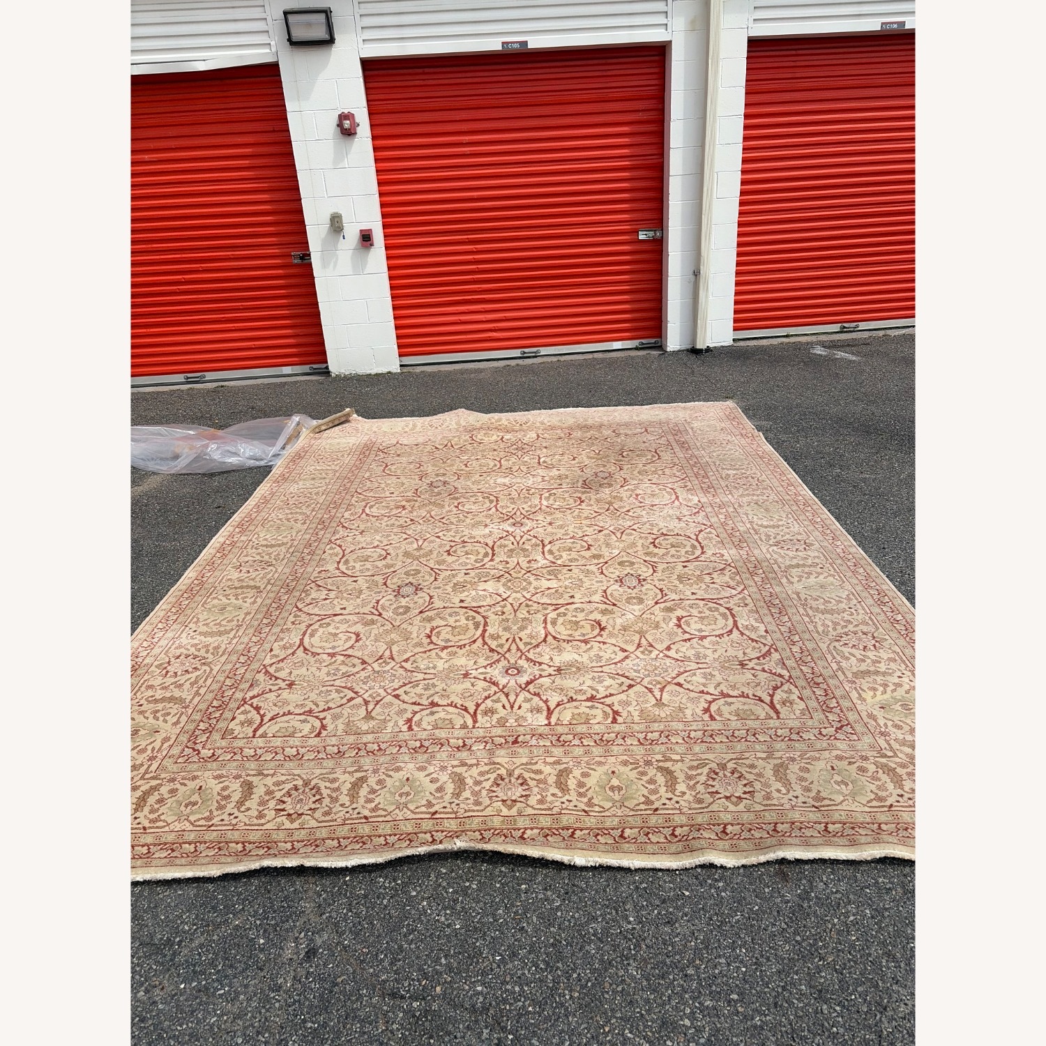 Vintage/Antique Area Rug 10' x 14' - image-1
