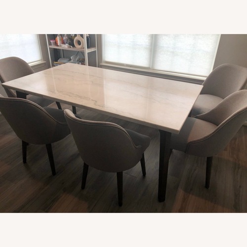 Used Havertys Avalon White Marble Dining Sets for sale on AptDeco