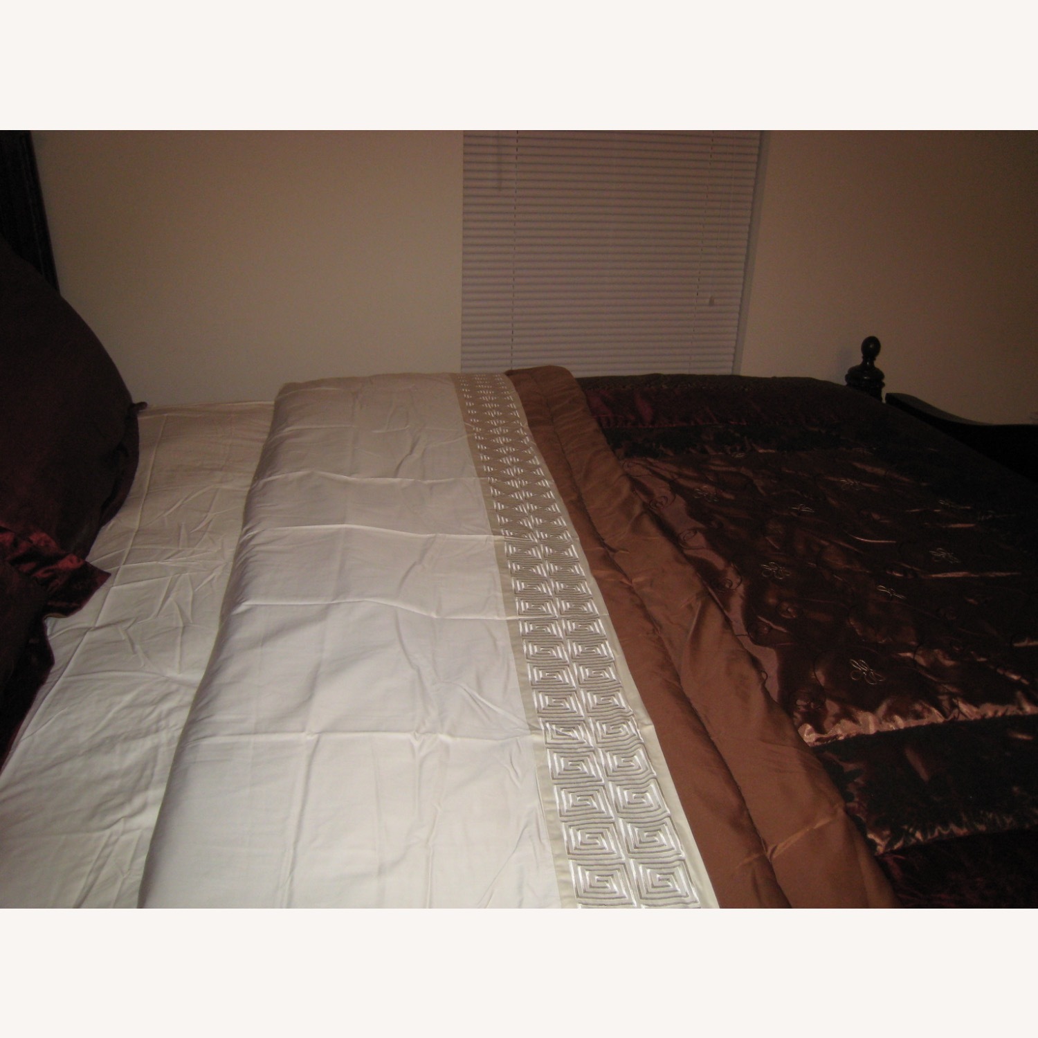 Dark Brown Wood King Bed - image-5