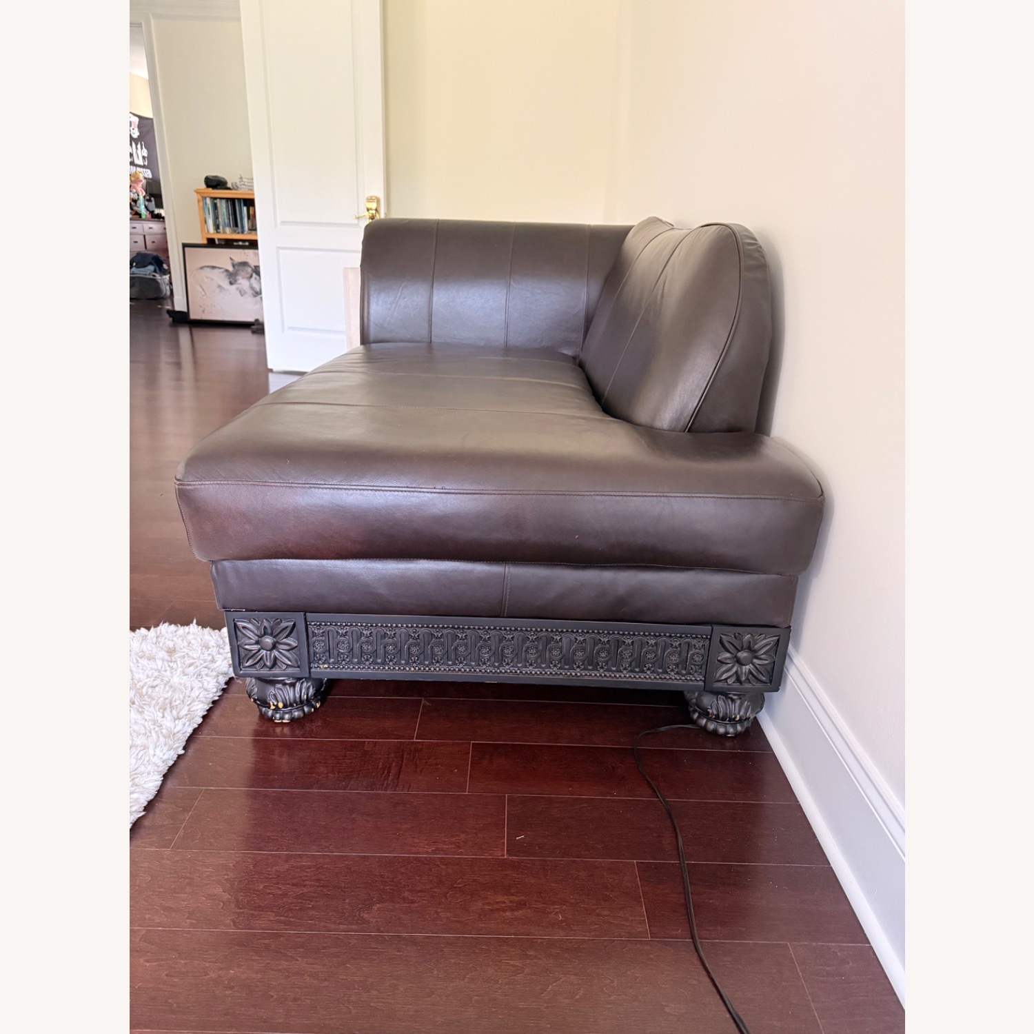 Leather LAF Chaise Lounge great condition  - image-3