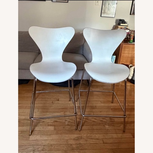 Used Fritz Hansen White Metal Stools for sale on AptDeco