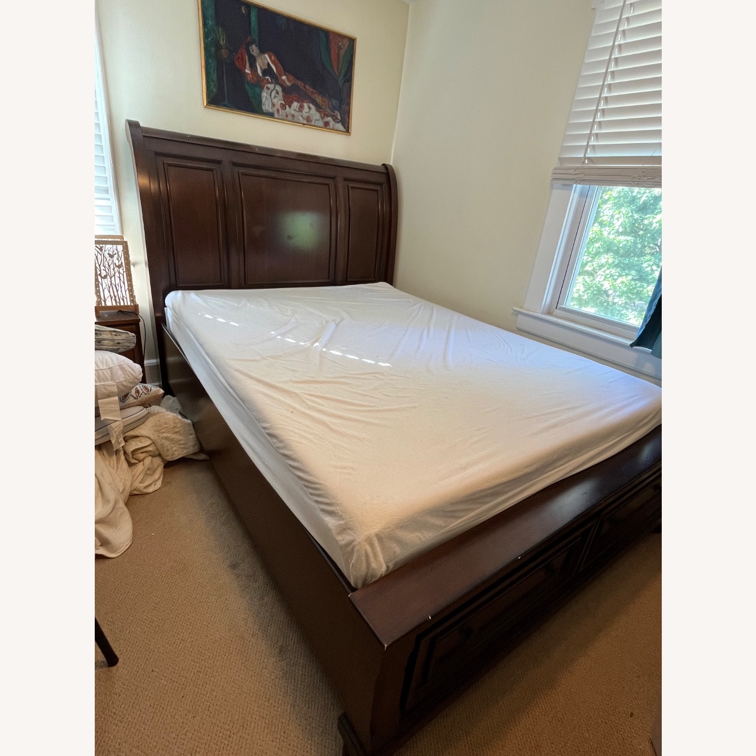Jordan's Furniture Queen Storage Bed (Chestnut) - image-1
