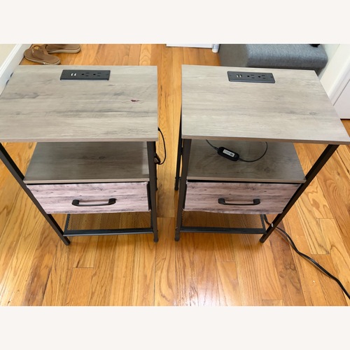 Used TRIFEBLE Nightstand, Set 2 for sale on AptDeco
