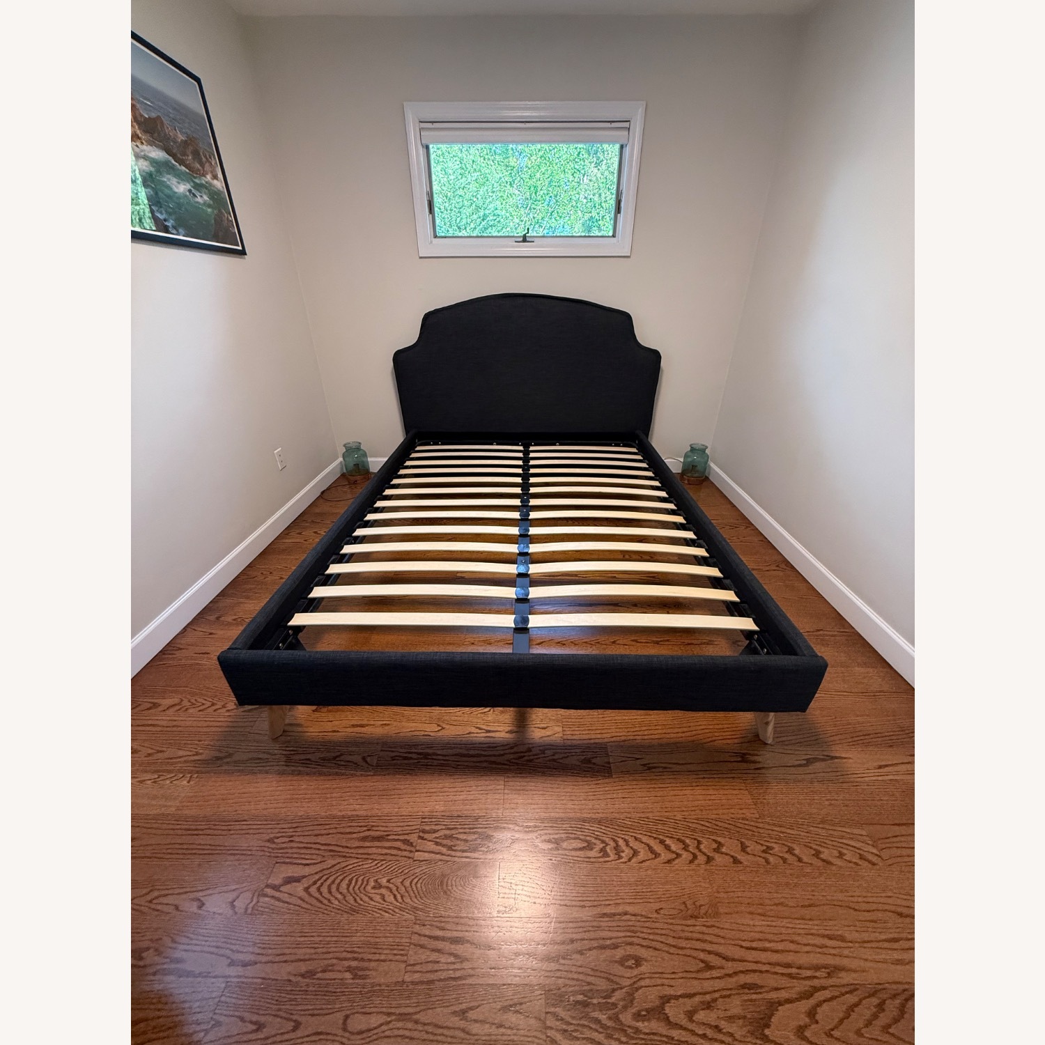 Structube Queen Bed - image-3
