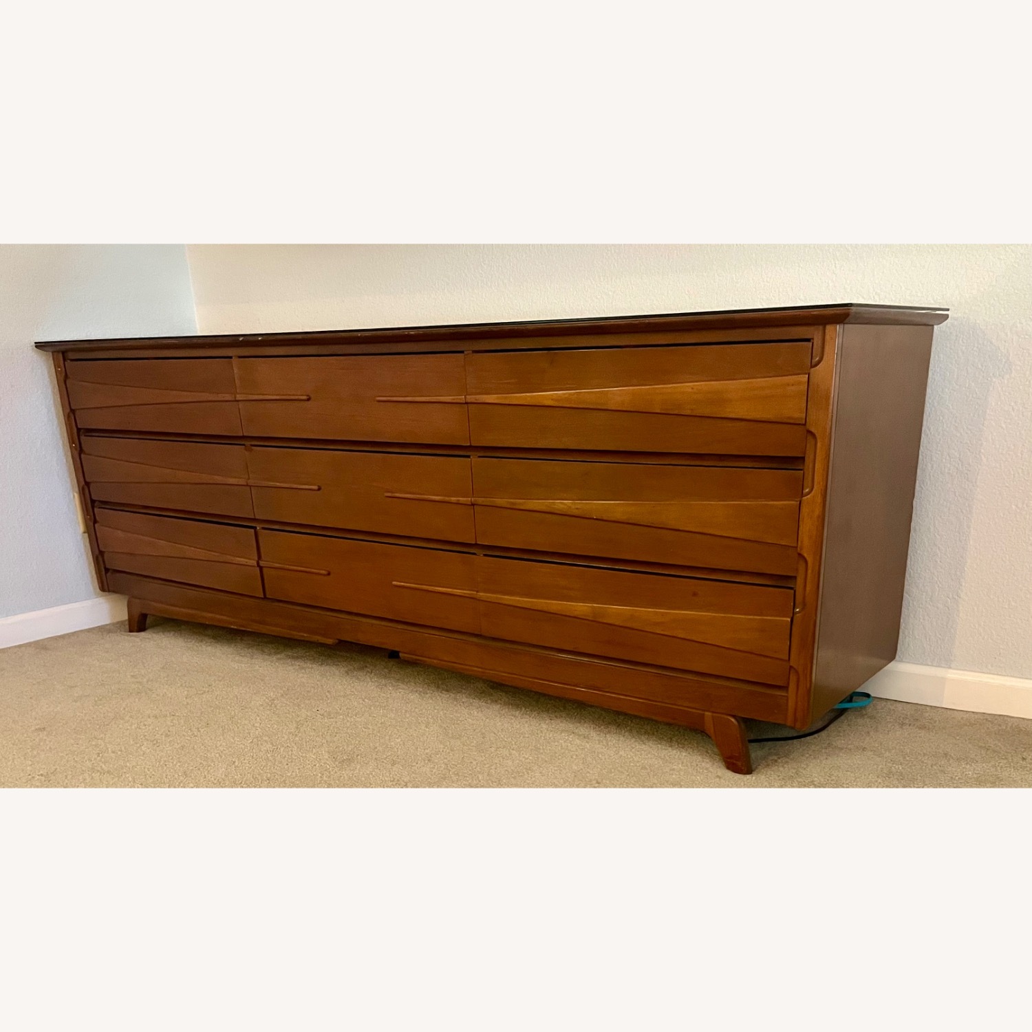 Mid-Century Modern Vic Art Lowboy Dresser - image-2