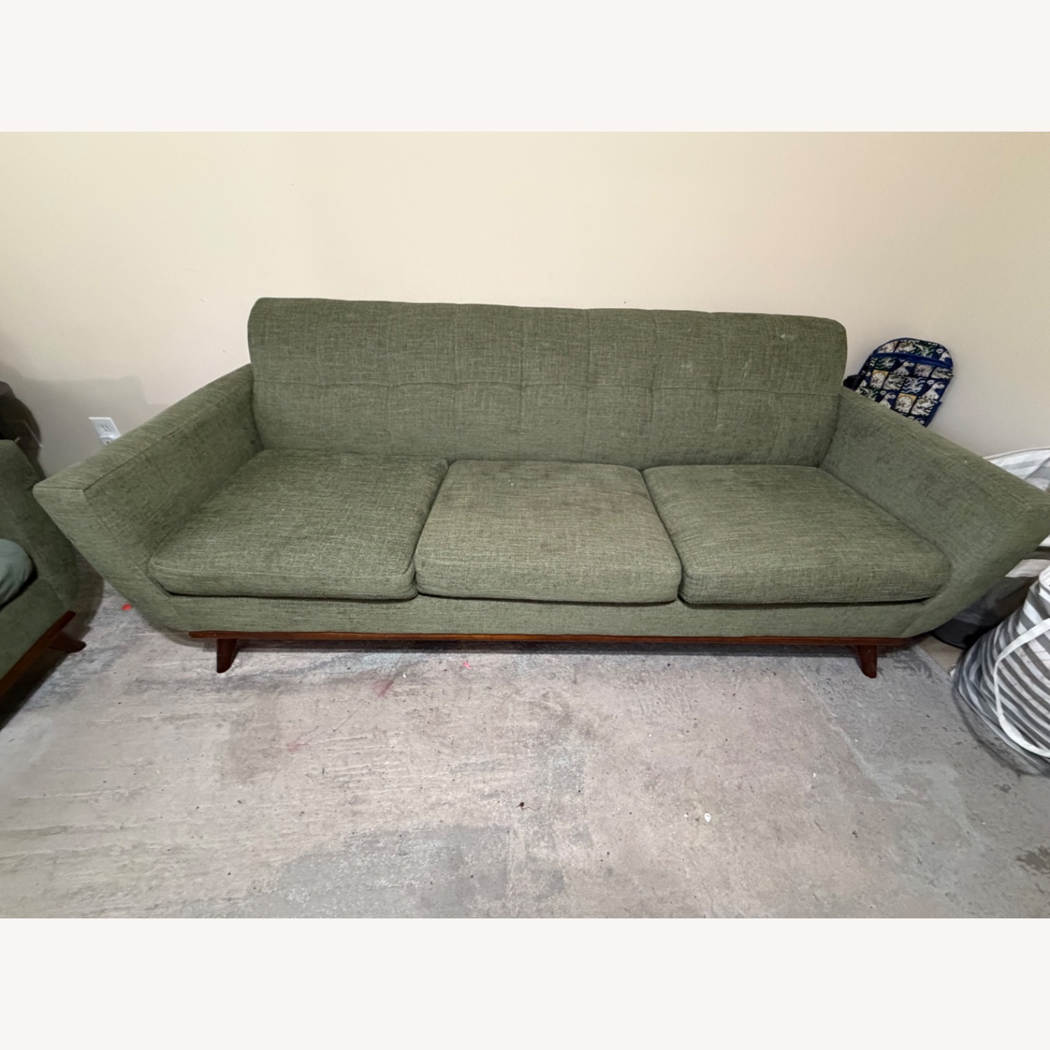 Rooms To Go Green Fabric 3+ Seater Sofa - image-1