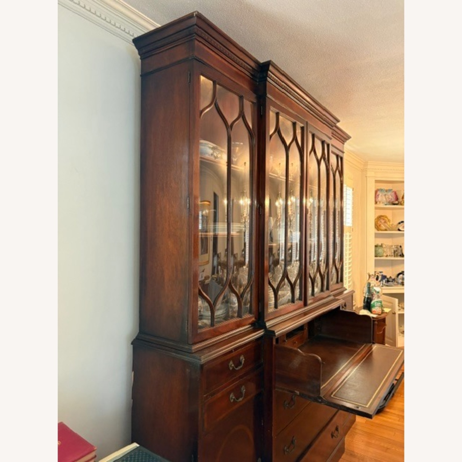 Vintage/Antique Dark Brown Bookcase - image-4
