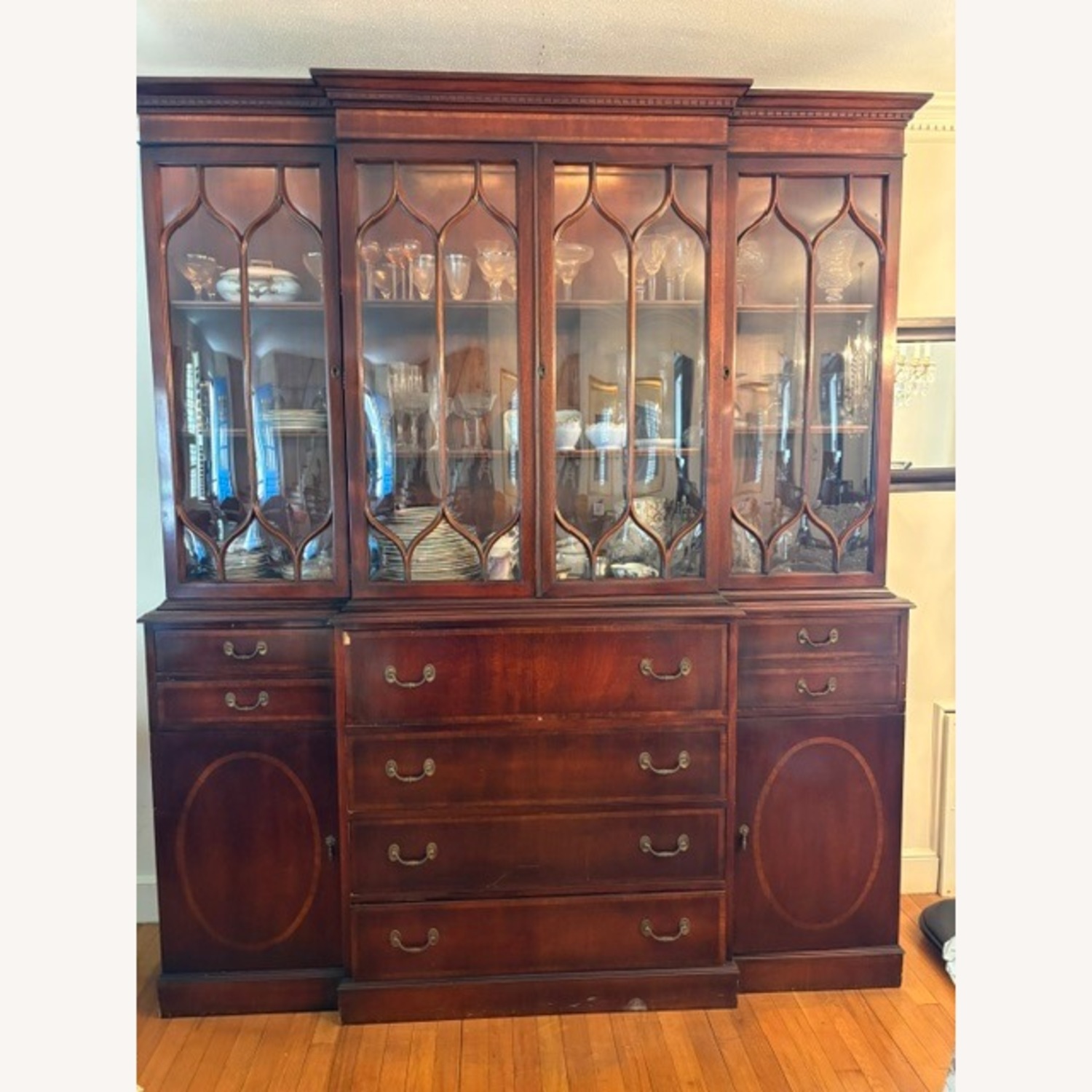 Vintage/Antique Dark Brown Bookcase - image-3