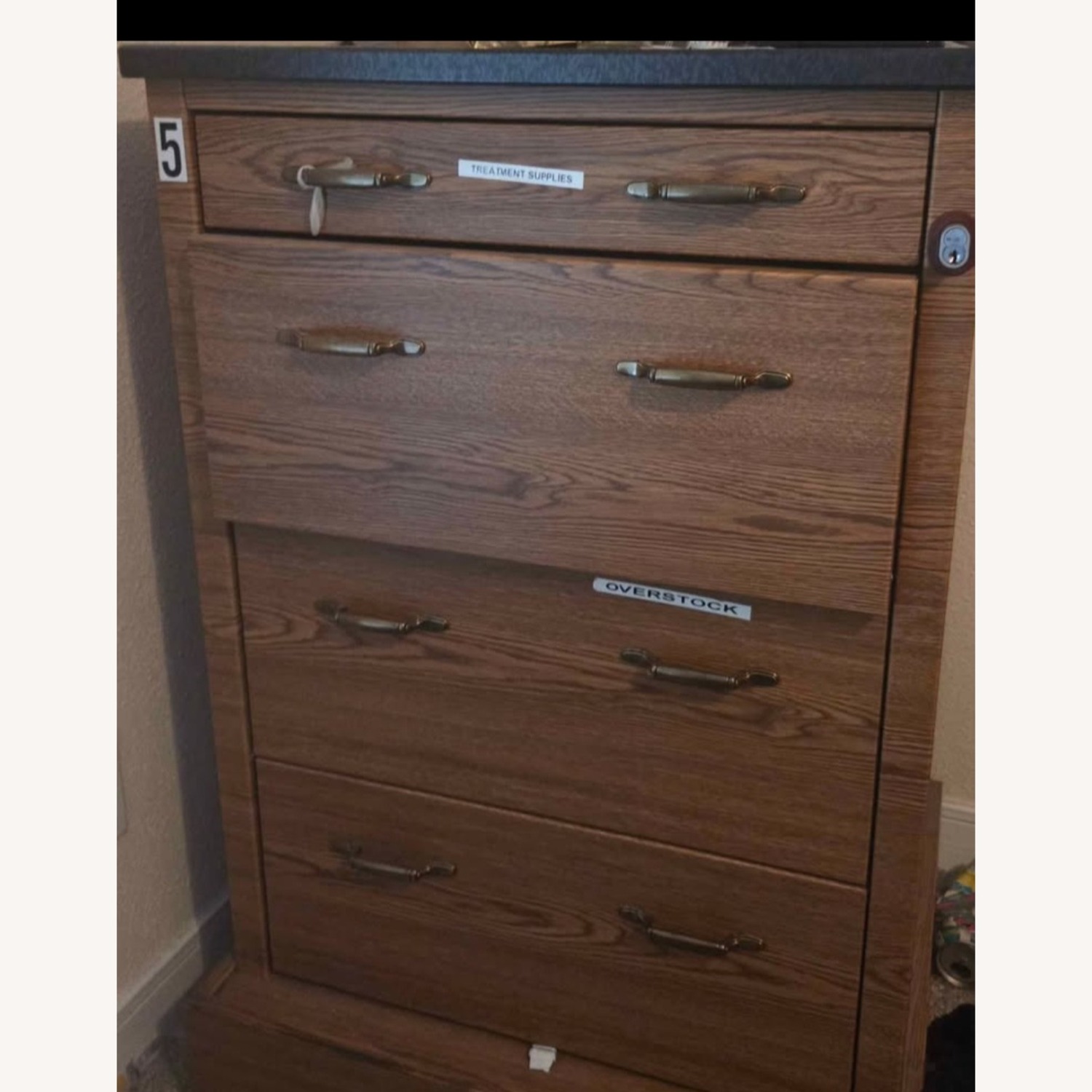 Dresser - image-3