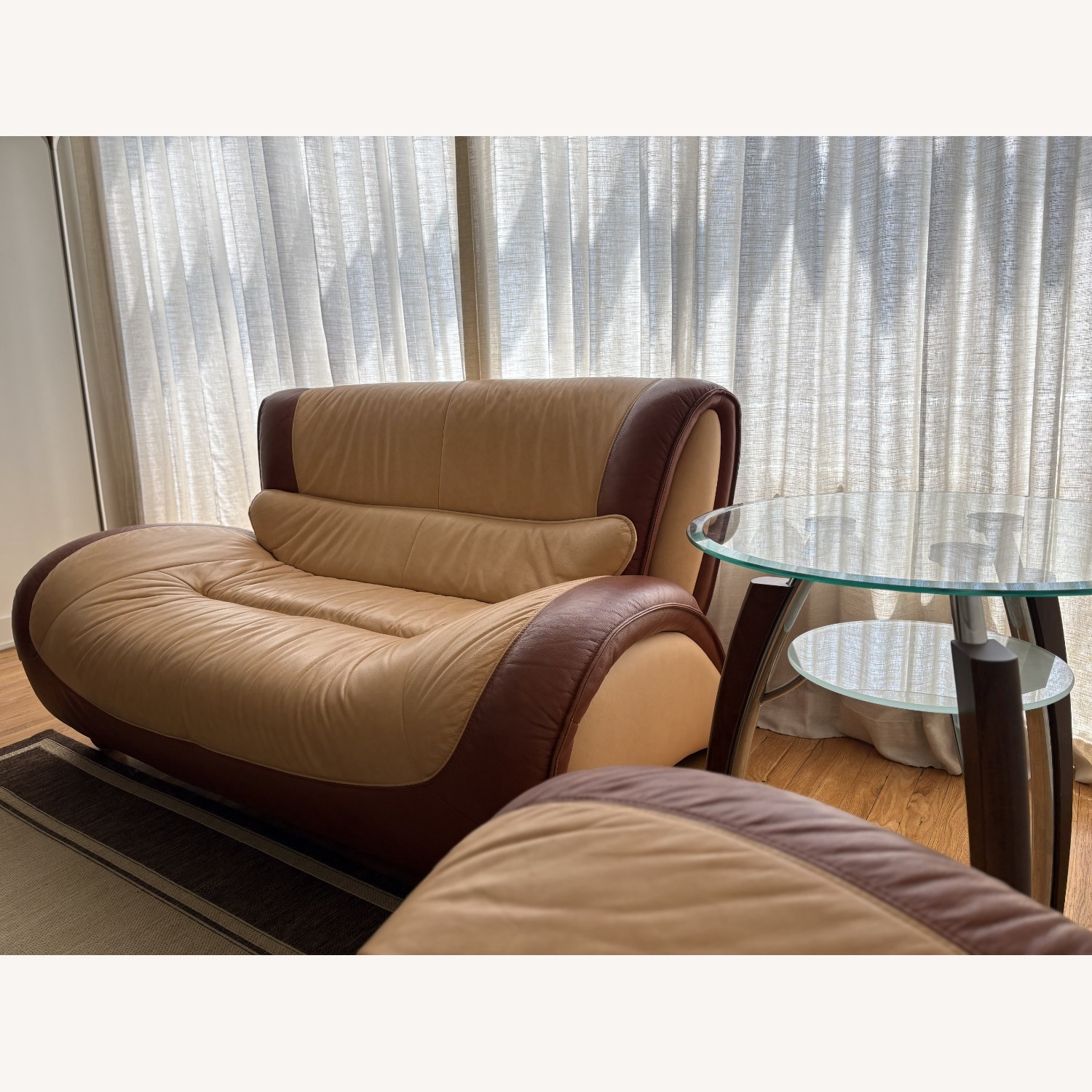 La Linea Leather Loveseat - image-5