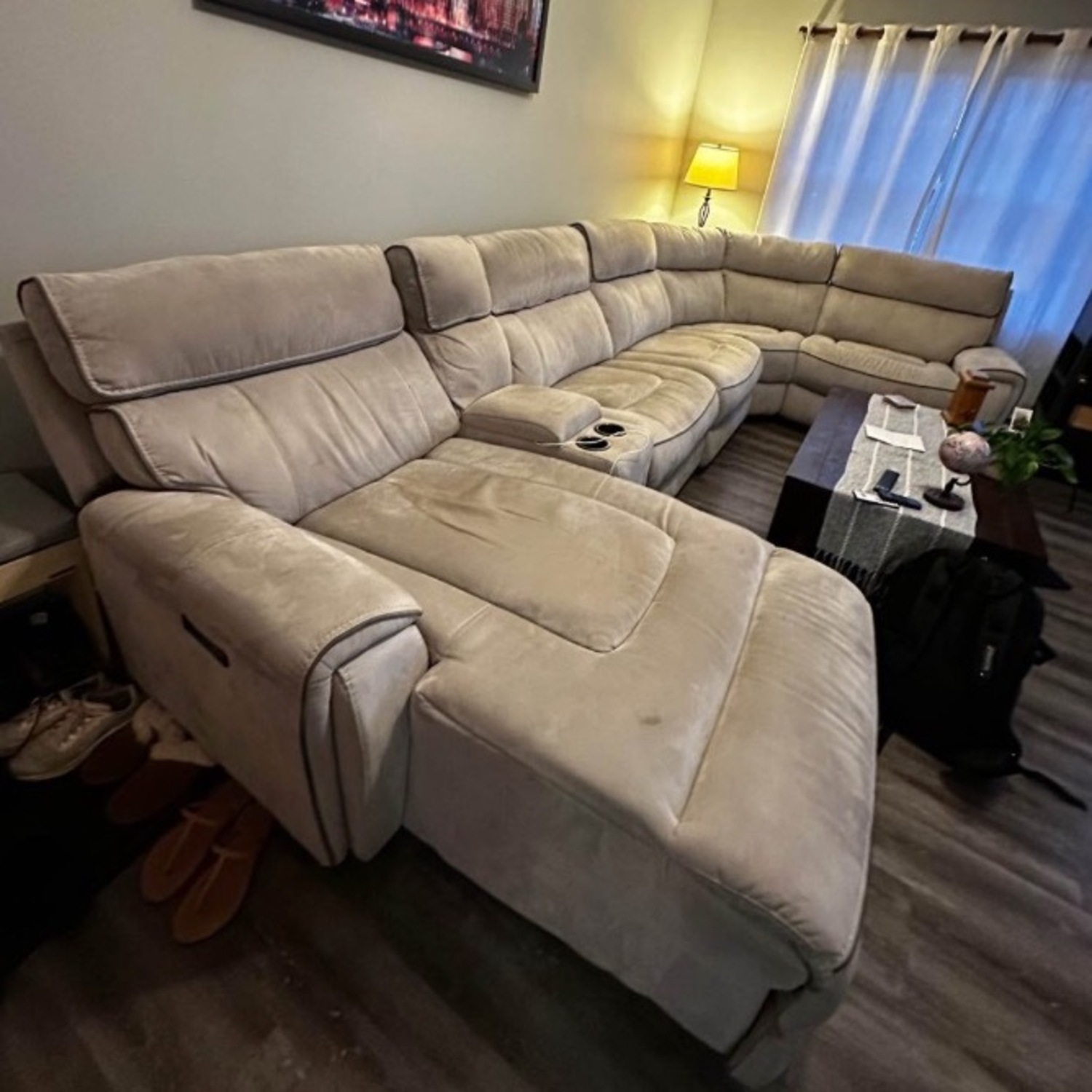 Bob's Discount Furniture 3+ Seater Sofa - image-3