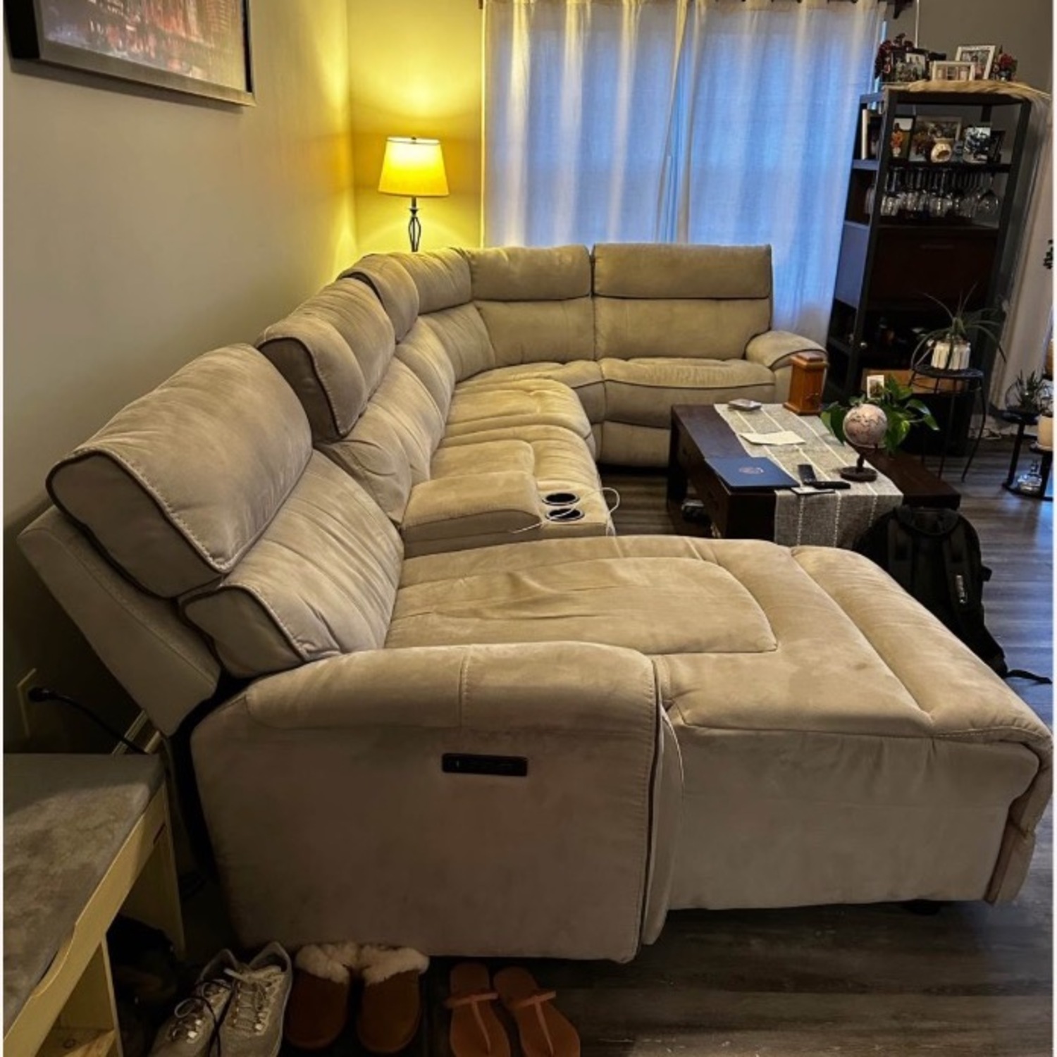 Bob's Discount Furniture 3+ Seater Sofa - image-2