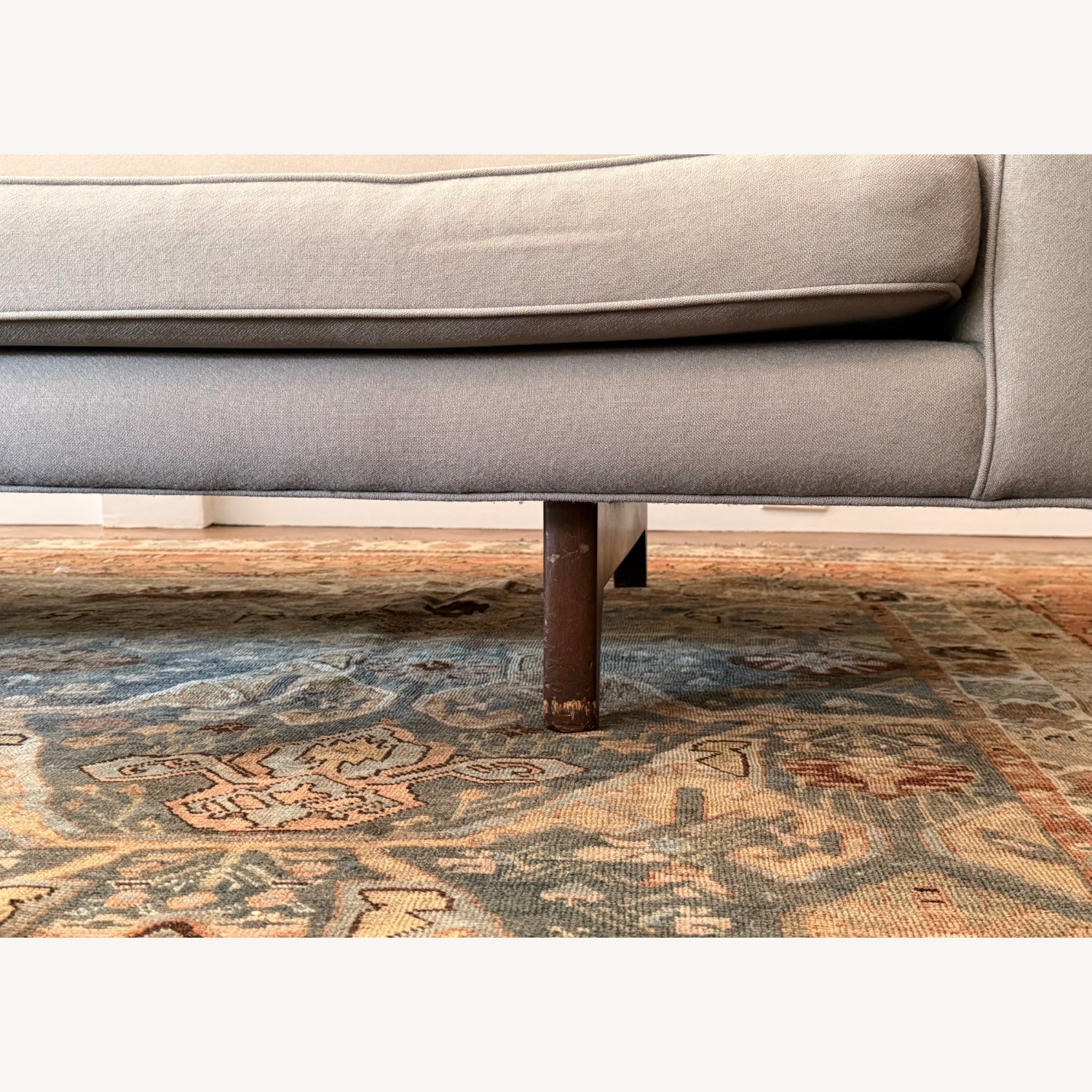 Vintage/Antique Light Gray Fabric 3+ Seater Sofa - image-6