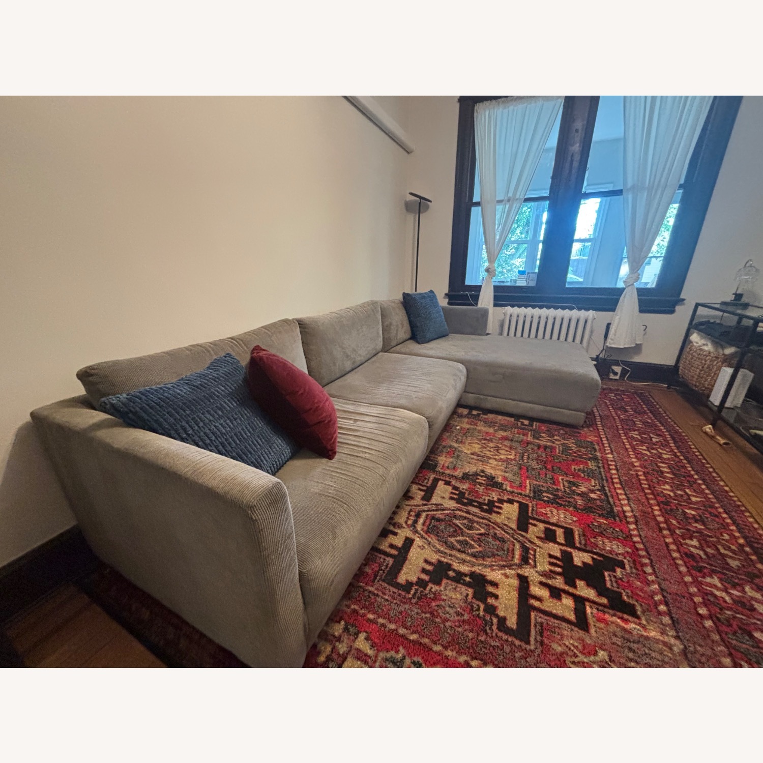Kardiel Dark Gray Velvet 2 Piece Sectional - image-3