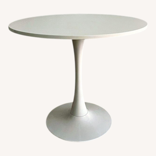 Used White Modern Tulip Metal Dining Table for sale on AptDeco