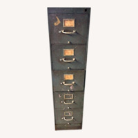 Braun And Rutherford Green Metal Media Storage