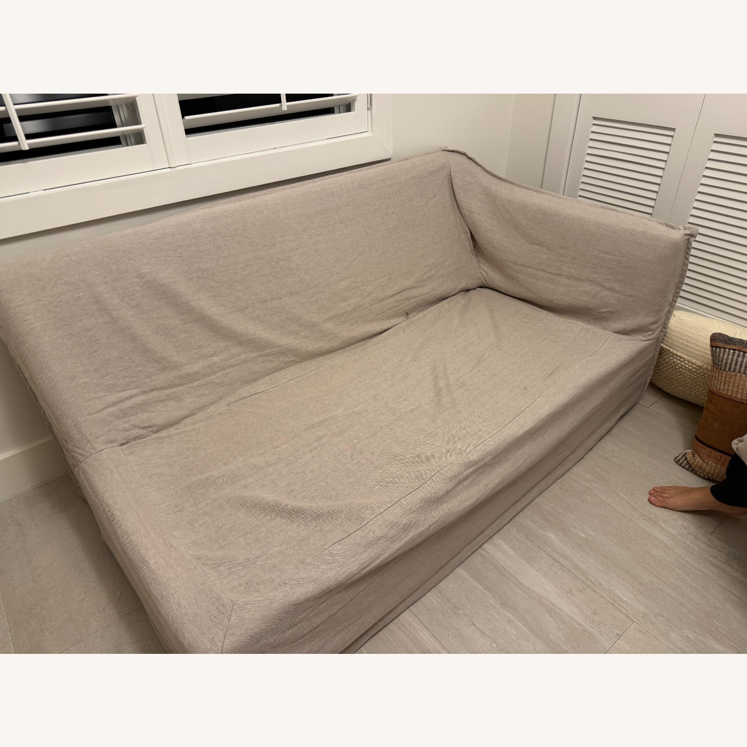 Maiden Home Light Gray Linen 3+ Piece Sectional - image-10