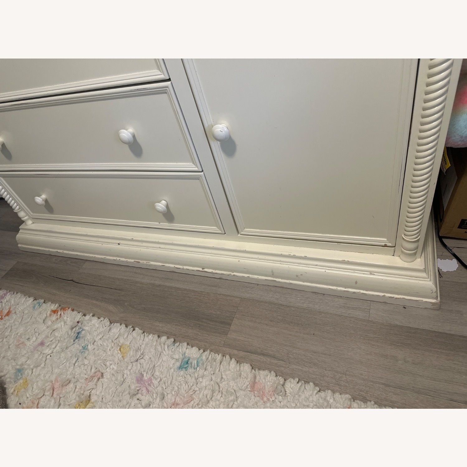 Bellini White Wood Dresser - image-4