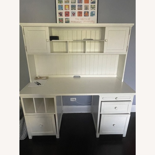 Used Shruti Sharma for sale on AptDeco