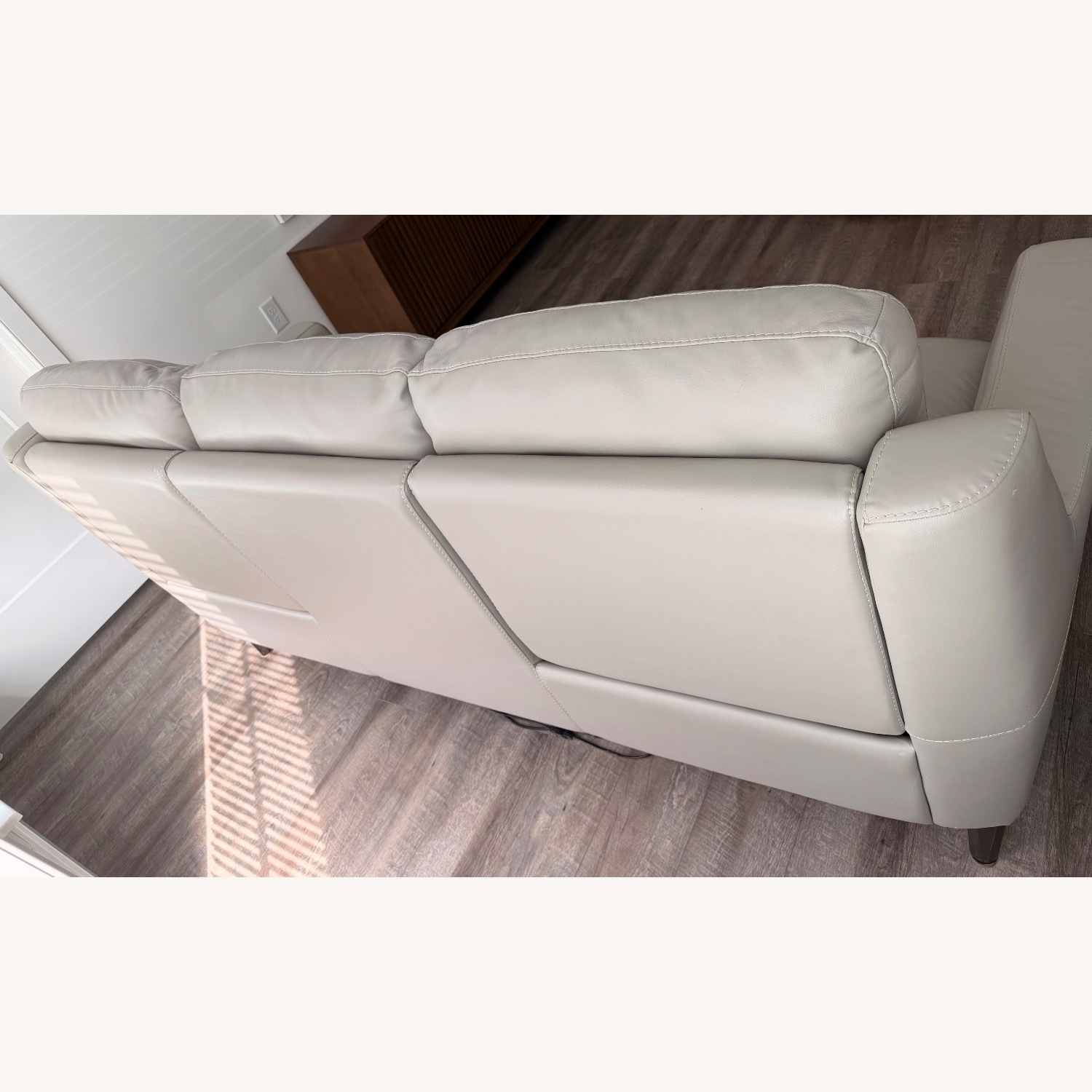 Belfort Maverick Leather Recliner Sofa - image-4