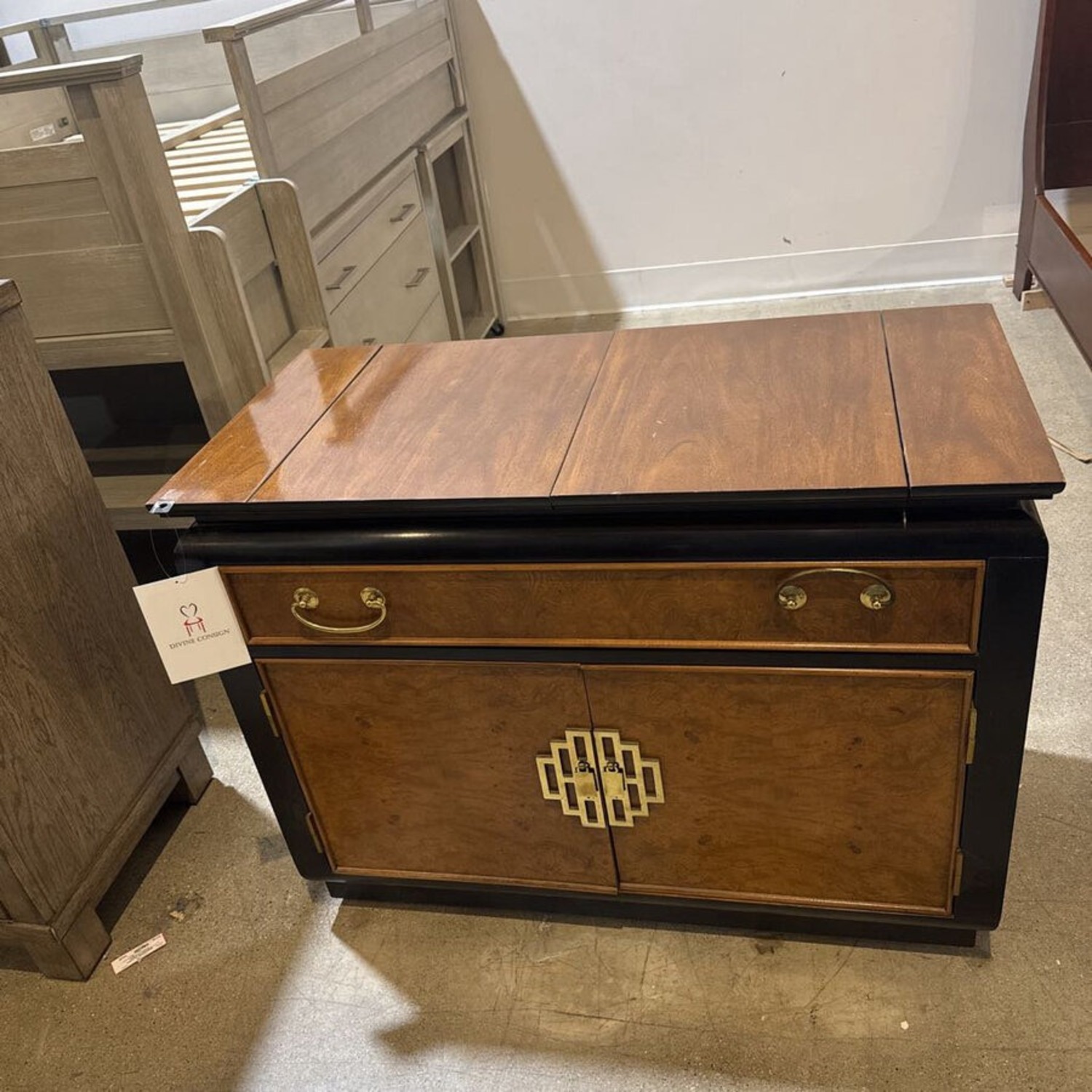 Century China Hua Server On Casters Cabinet - image-2