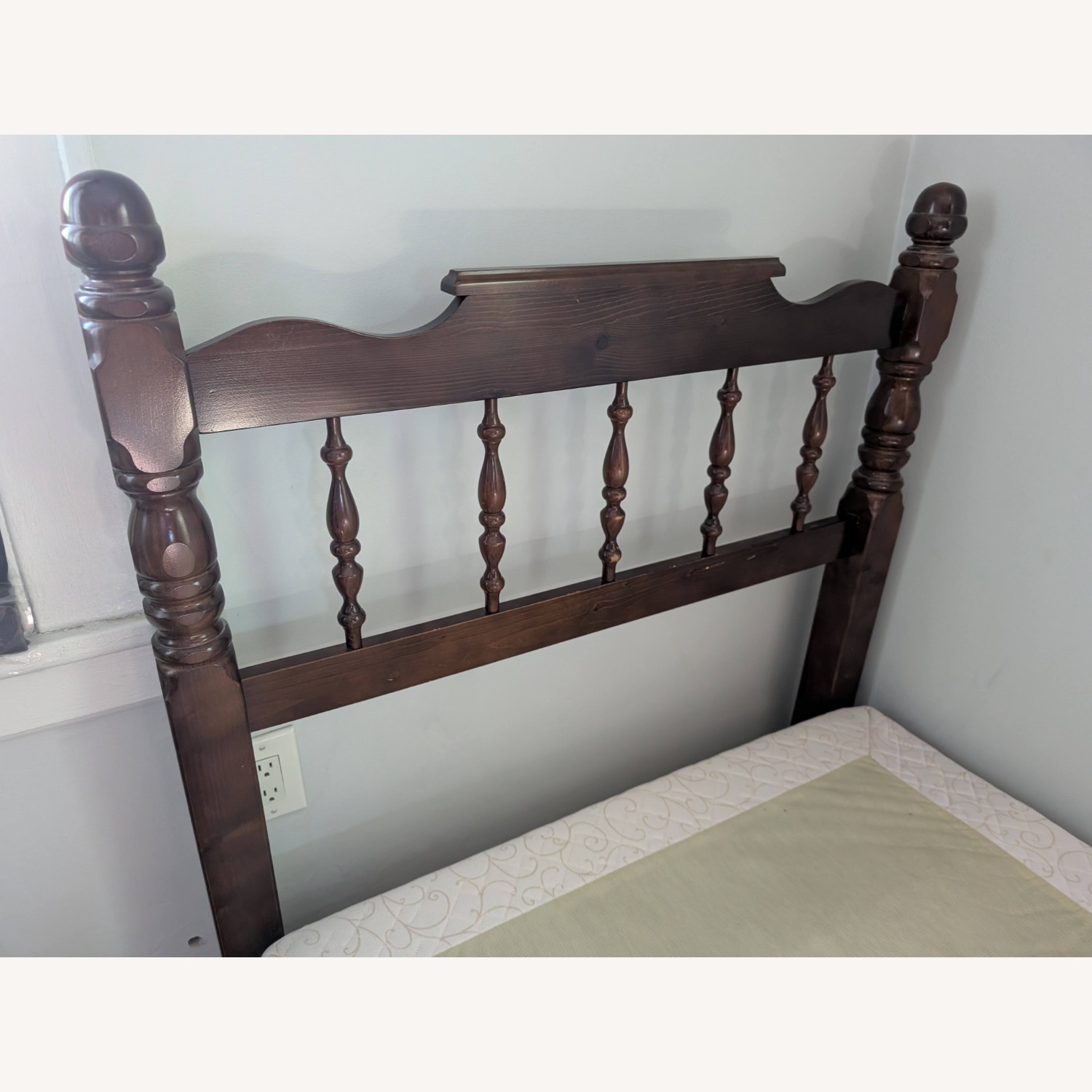 Dark Brown Wood Twin Bed - image-2